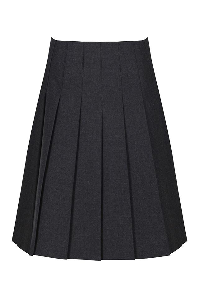 pleeted skirt